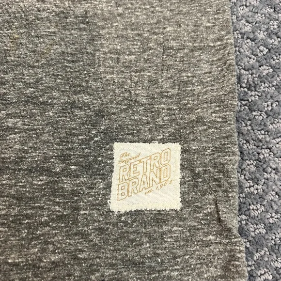 Original retro brand - Gray Kids T-Shirt with Red Print “ love machine” - Picture 3 of 3